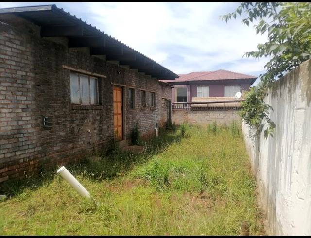 1 BEDROOM HOUSE FOR SALE IN SPRUIT VIEW